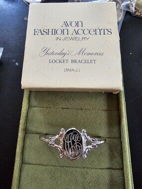 Vintage Avon Locket Bracelet